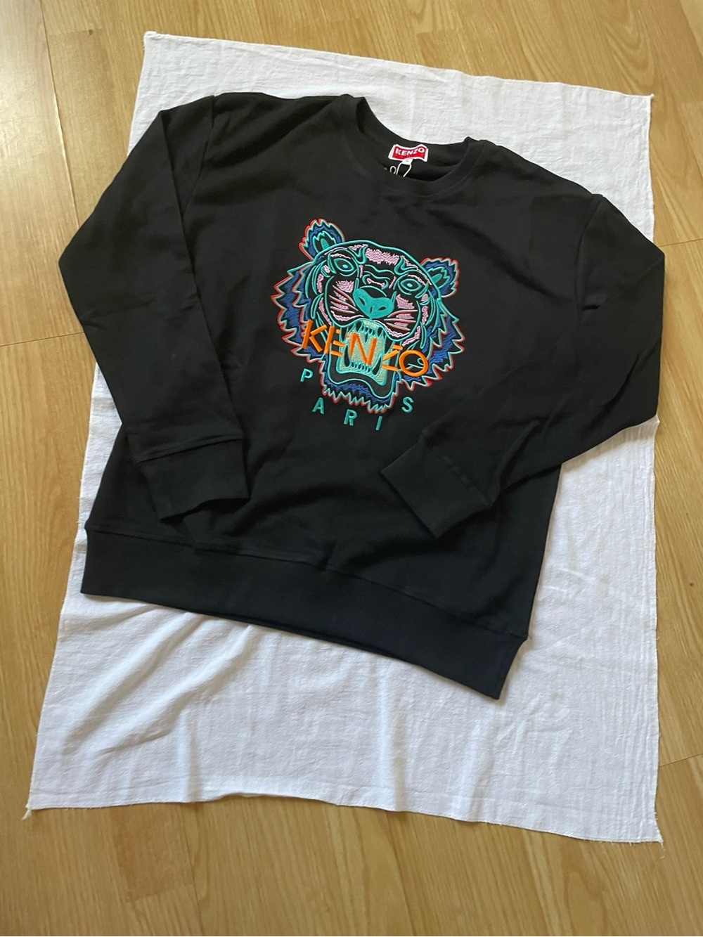 Kenzo Black Crewneck Sweatshirt with Multicolor Tiger Patch